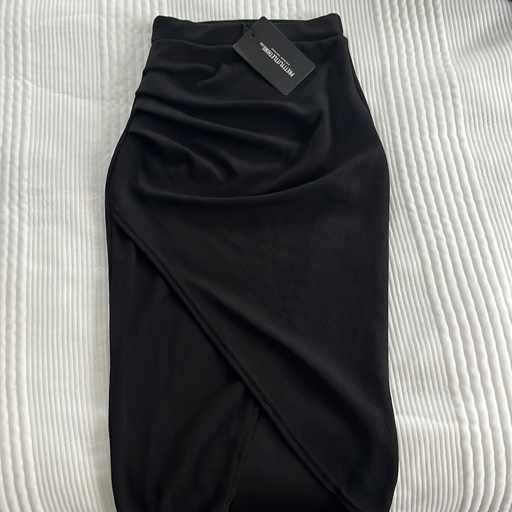NWT black ruched midi tulip skirt